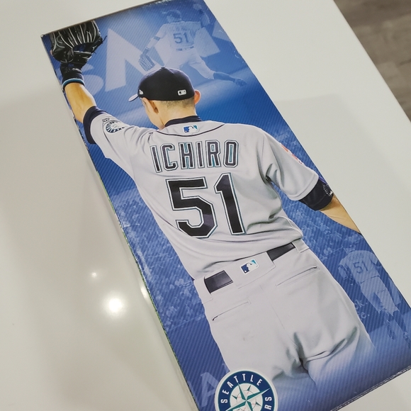 Ichiro final game bobble head Seattle Mariners - Picture 2 of 6